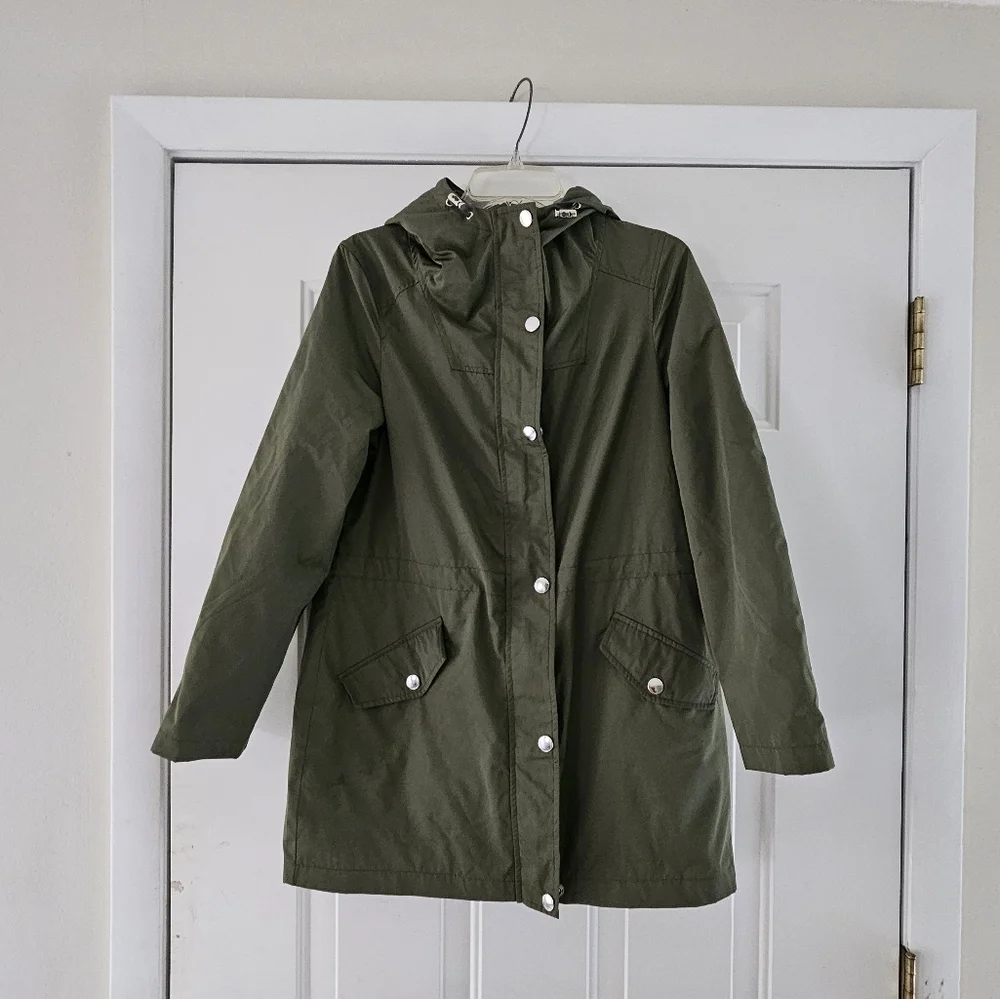 Green Jacket - Picture 4 of 7